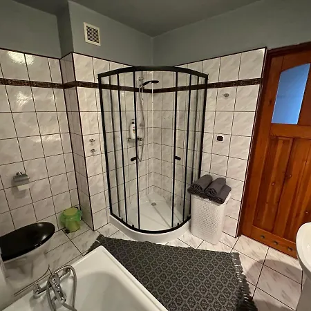 Dom Apartment *
